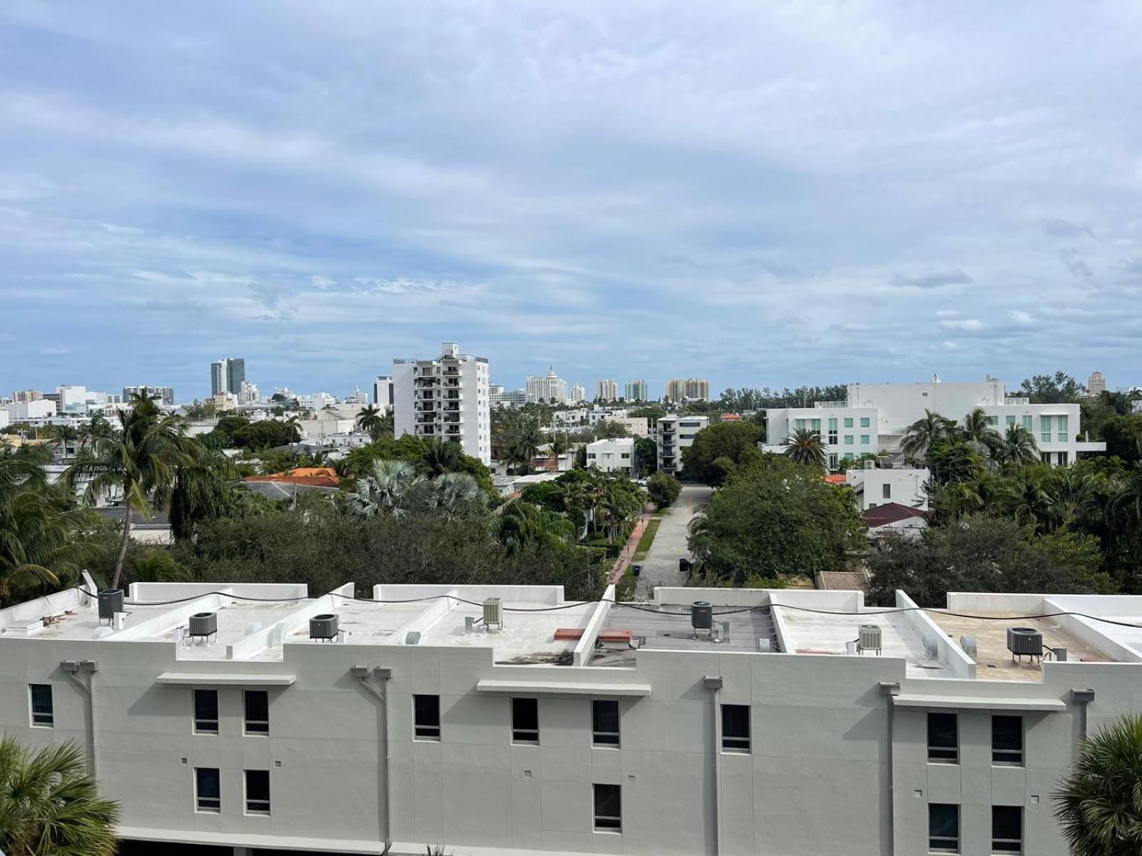 Modern One Bedroom * Miami Beach